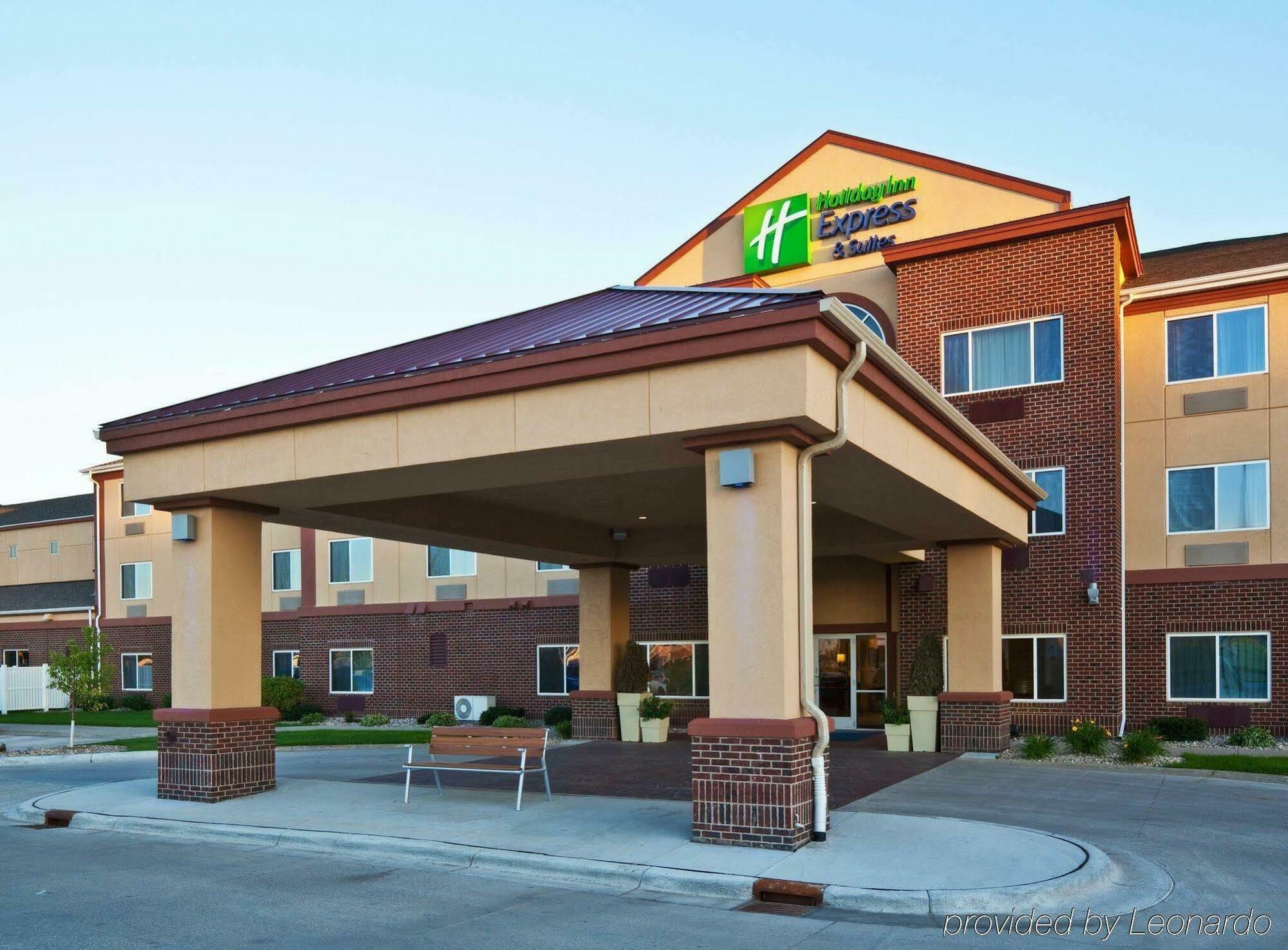 Holiday Inn Express&Suites Aberdeen, an IHG Hotel Exterior foto